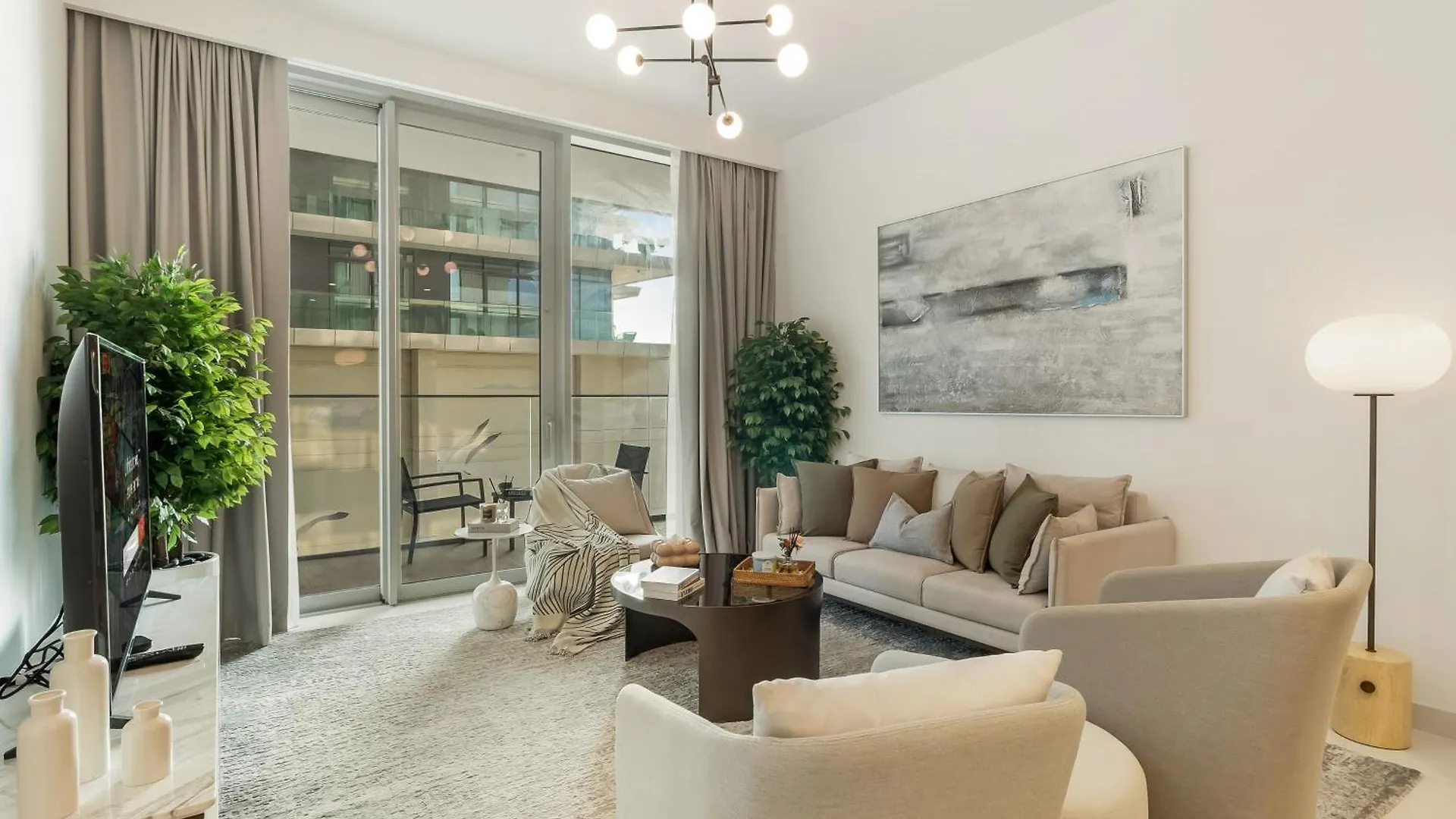 2Br Coastal Luxury Retreat At Emaar Beachfront Dubai