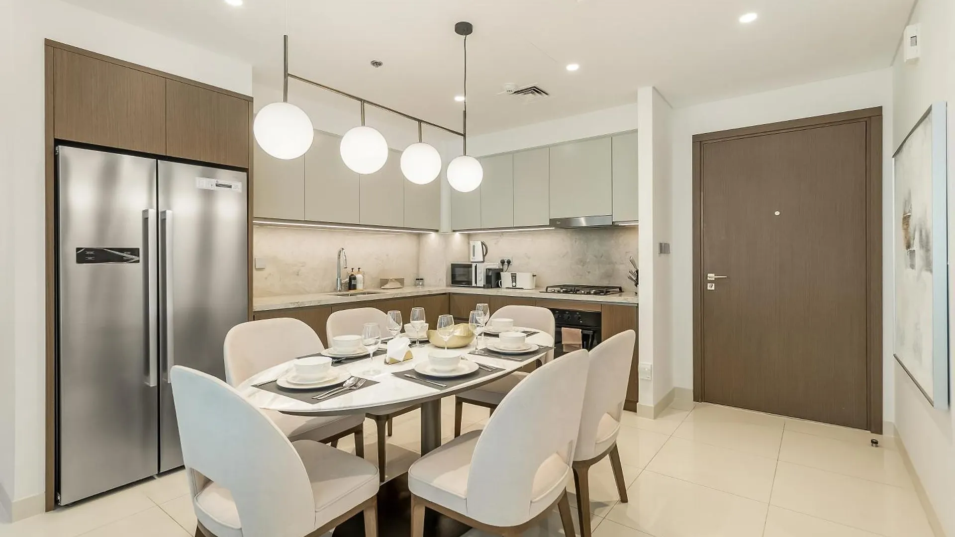 Apartment 2Br Coastal Luxury Retreat At Emaar Beachfront Dubai