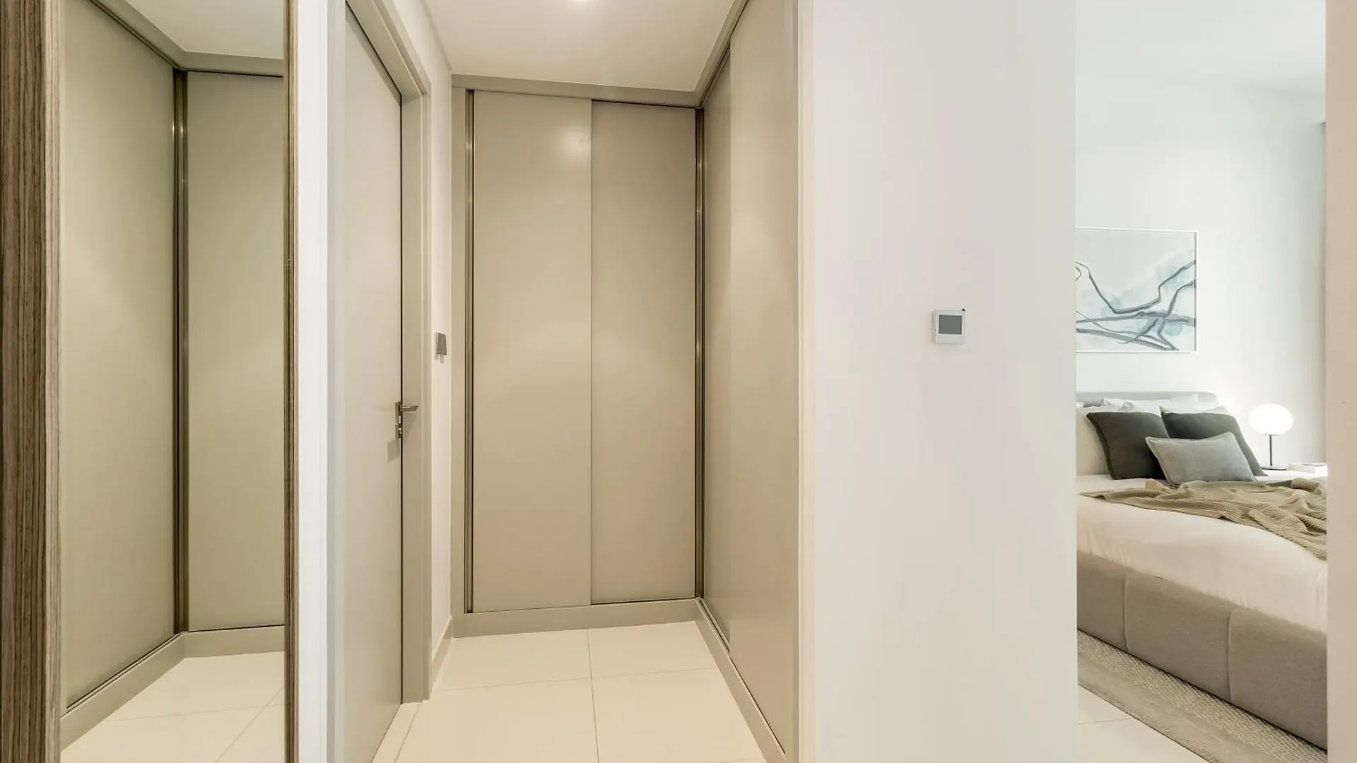 2Br Coastal Luxury Retreat At Emaar Beachfront Dubai United Arab Emirates