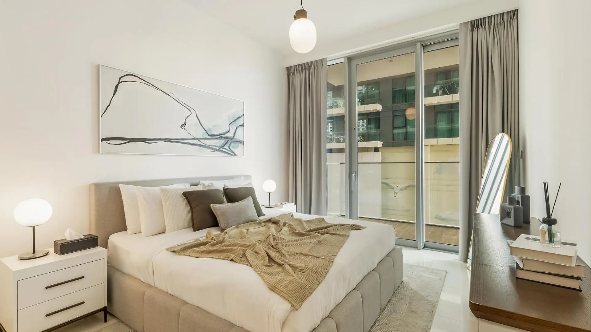 2Br Coastal Luxury Retreat At Emaar Beachfront Dubai Apartment
