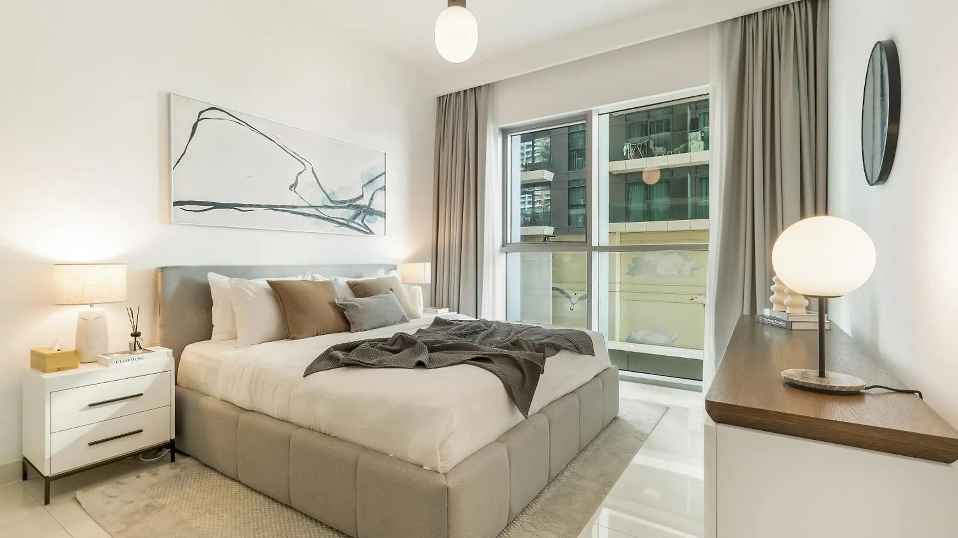 Apartment 2Br Coastal Luxury Retreat At Emaar Beachfront Dubai